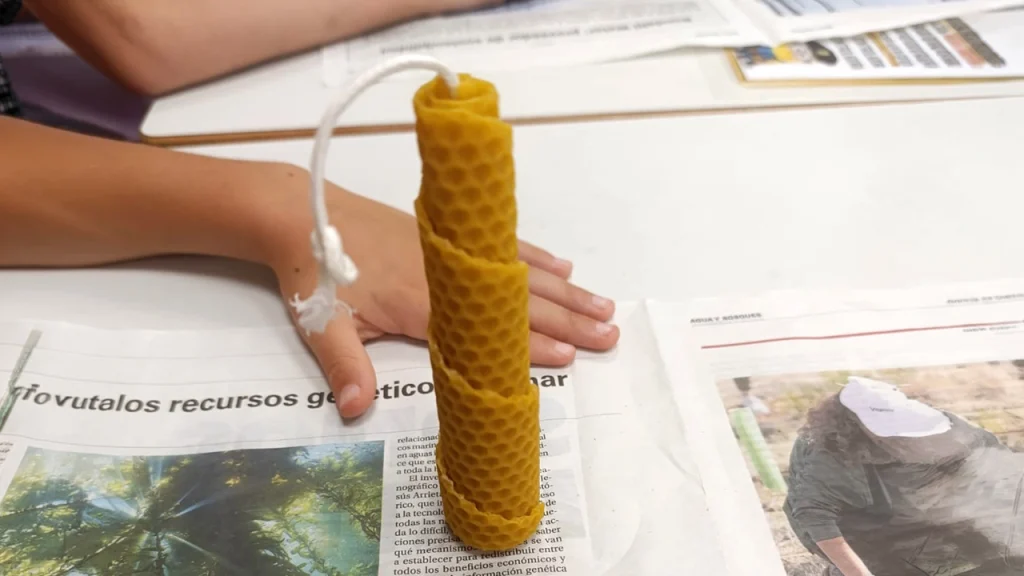 Taller de velas en el cole - con5colmenas