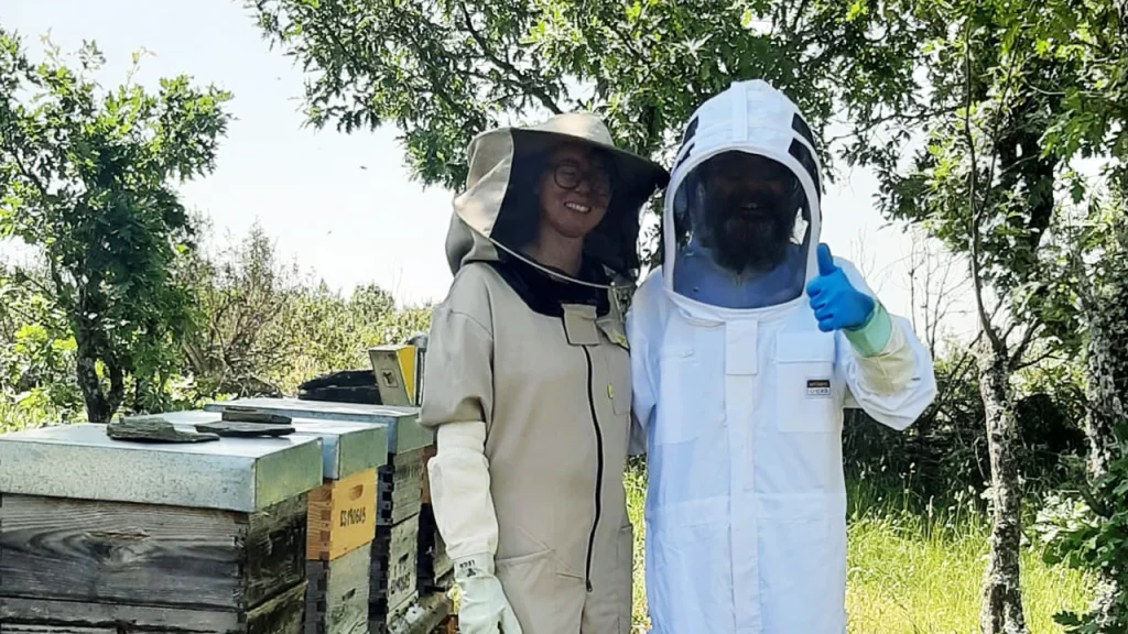 Talleres de abejas en Campillo de Ranas